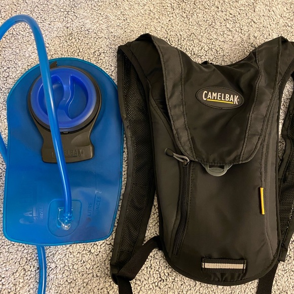 camelbak hydrobak hydration pack 50 oz